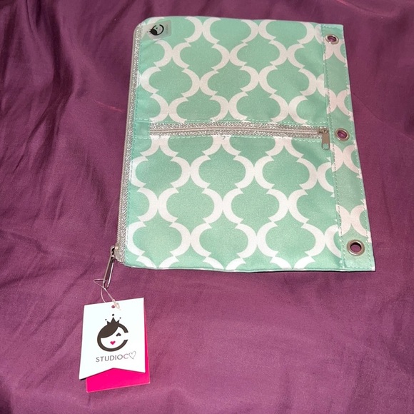 Binder pouch studio C school supply binder pencil punch new - Picture 2 of 8
